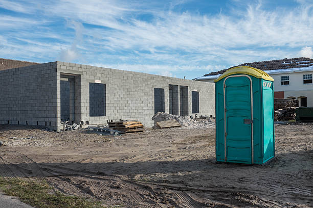 Best Porta potty delivery and setup  in Ainaloa, HI